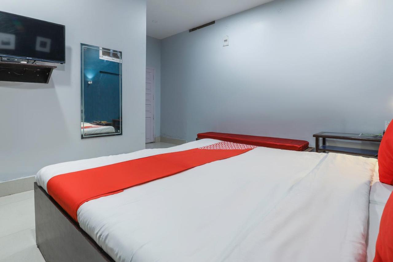 Oyo Rianna Inn Guwahati Eksteriør bilde